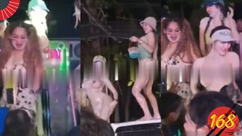 โหนกหี แก้ผ้าเต้น แก้ผ้าสงกรานต์ หีสาว หลุดวันสงกรานต์